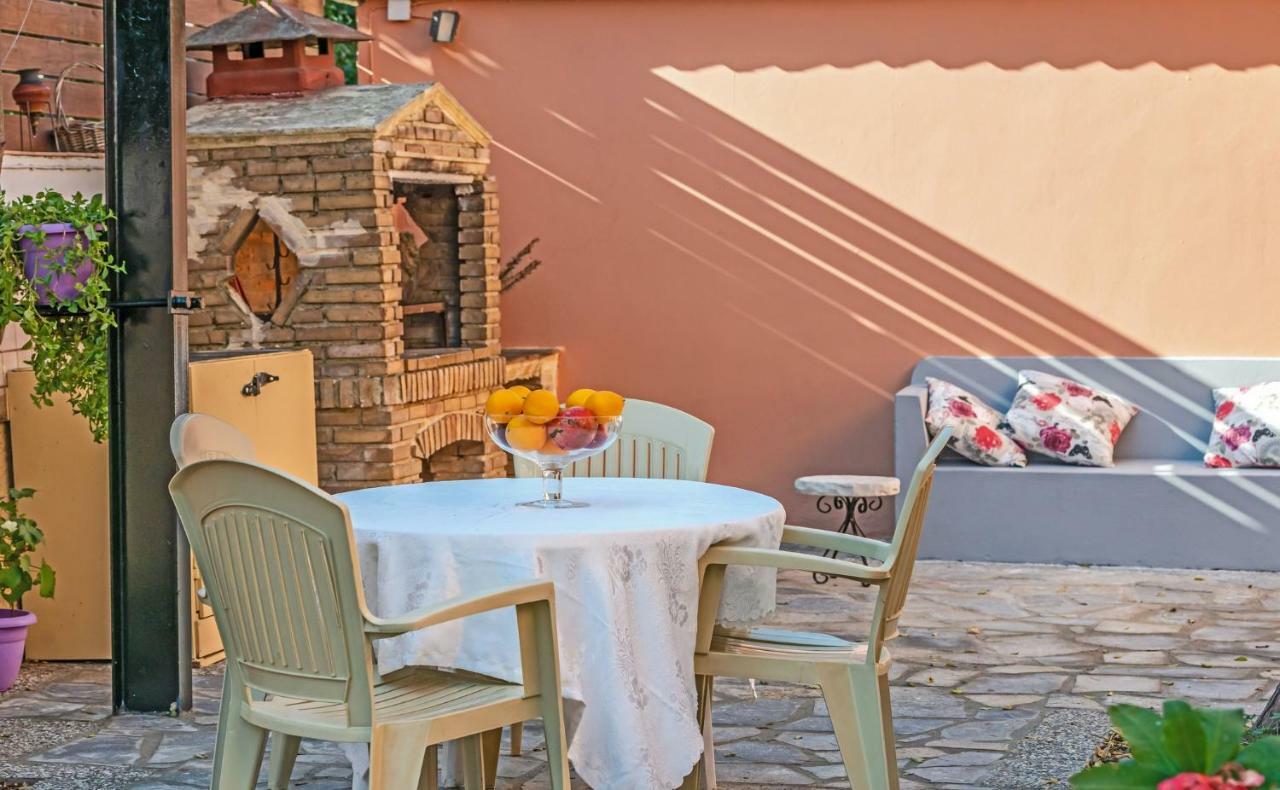 Ina Apartment Kalamákion 외부 사진
