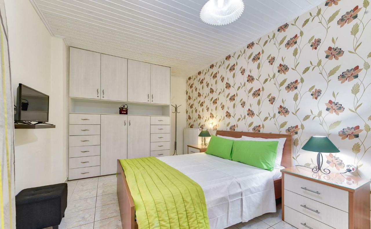Ina Apartment Kalamákion 외부 사진